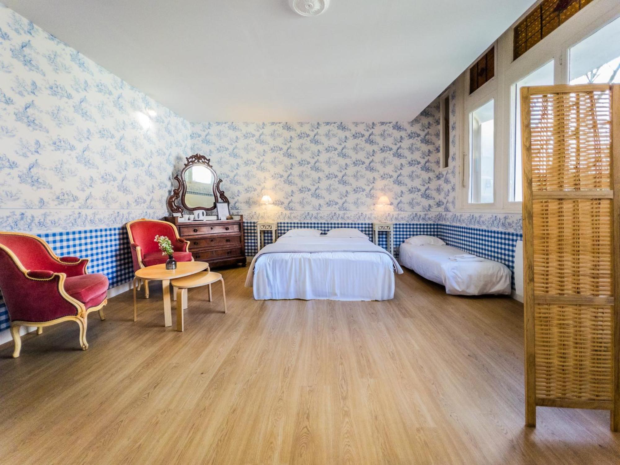 Hotel Joly Armentieres Exterior photo