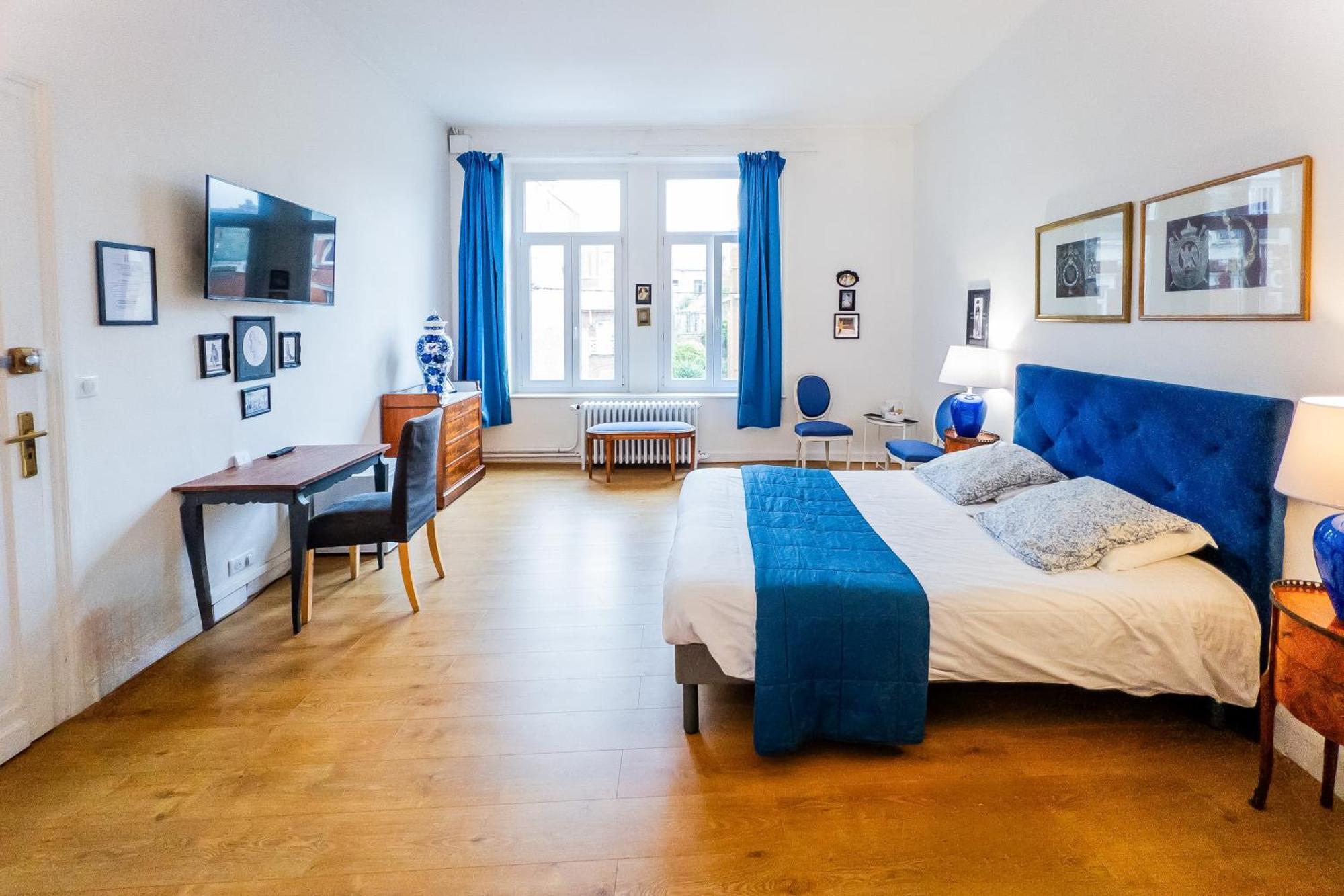 Hotel Joly Armentieres Exterior photo