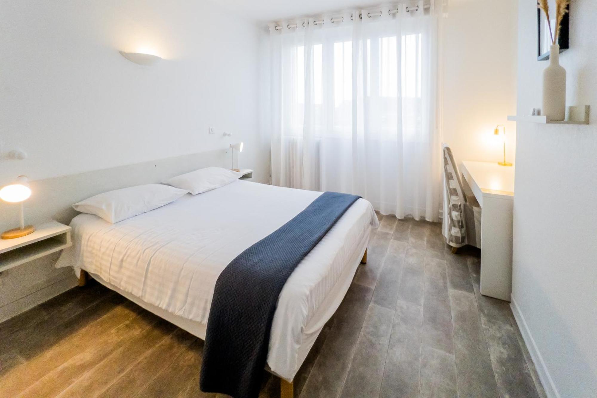 Hotel Joly Armentieres Exterior photo