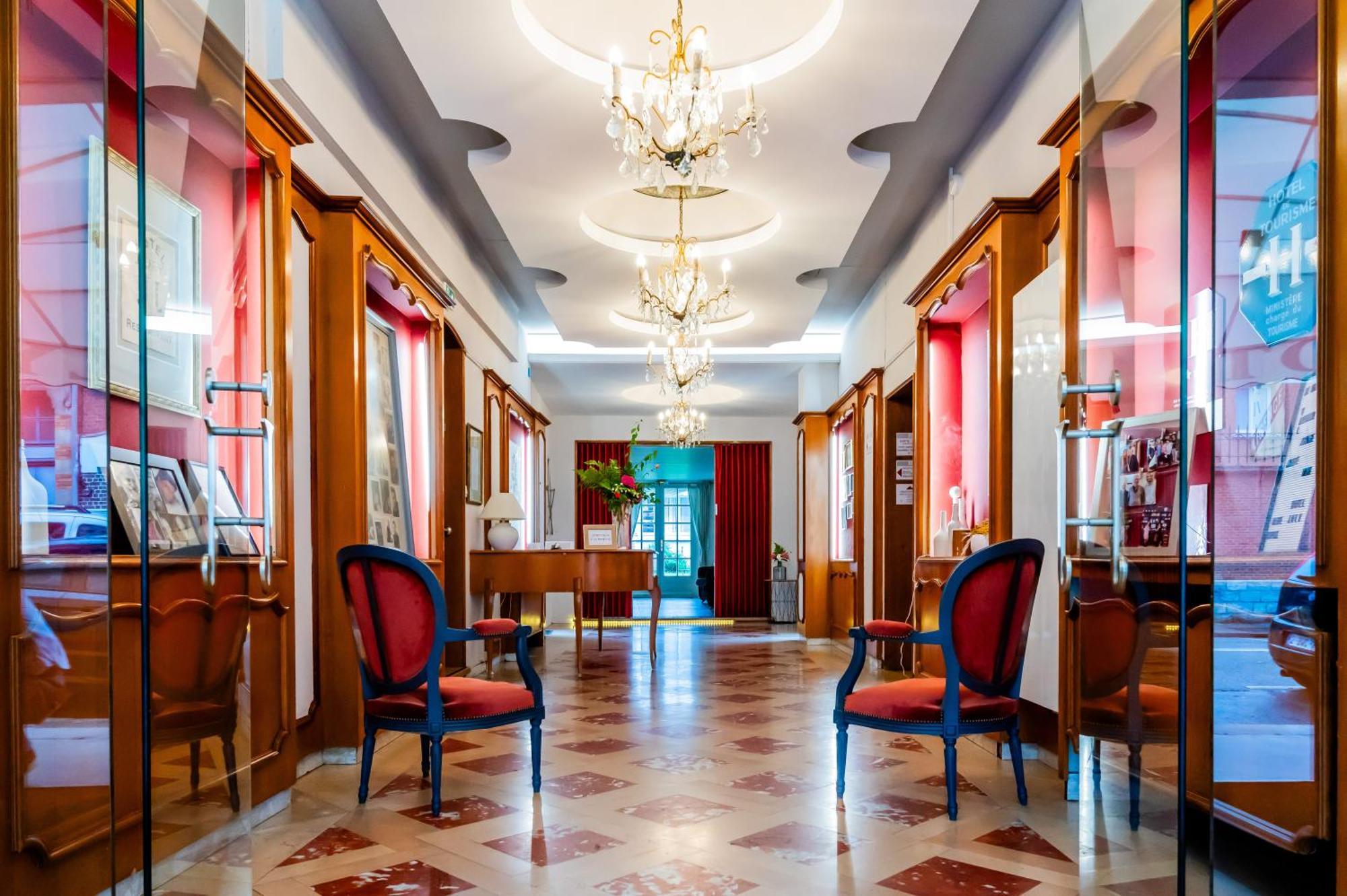 Hotel Joly Armentieres Exterior photo